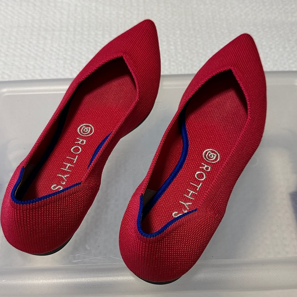 Rothys the Point in Magenta